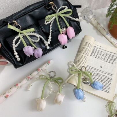 Tulip Pearl Bow Bag Pendant