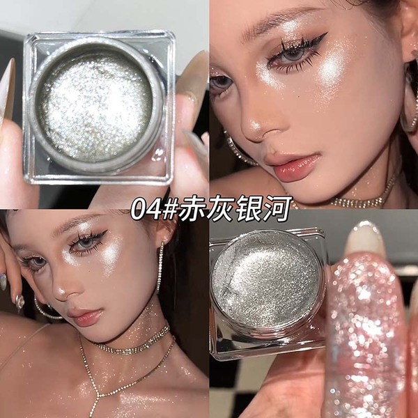 Cappuvini Crushed Diamond Moisturizing Highlighting Liquid - Image 4